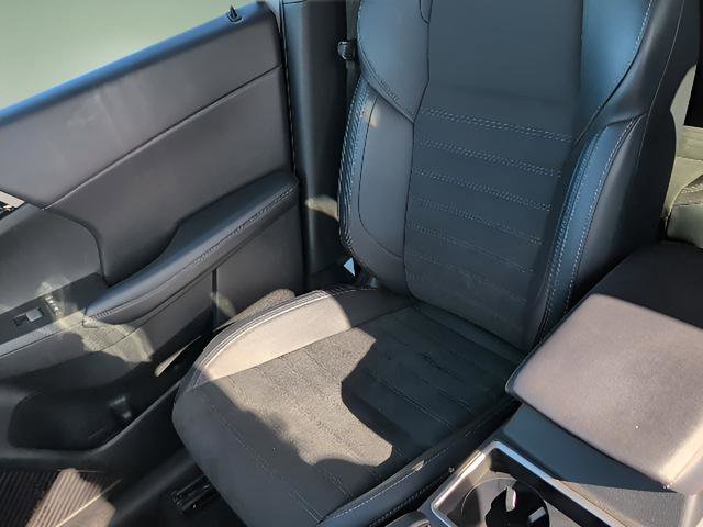 Used 2024 Mitsubishi Outlander AWD image 18