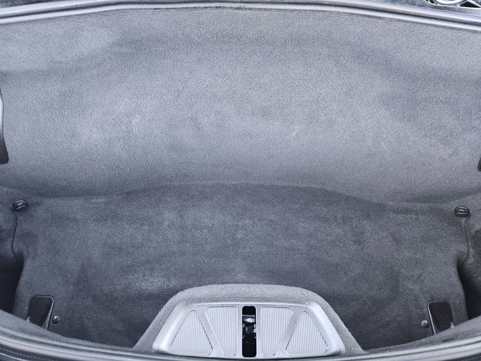 Certified 2024 Chevrolet Corvette Stingray Coupe w/ Chrome Exterior Badge Package image 36