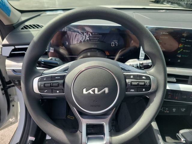 New 2026 Kia K5 LXS FWD image 14