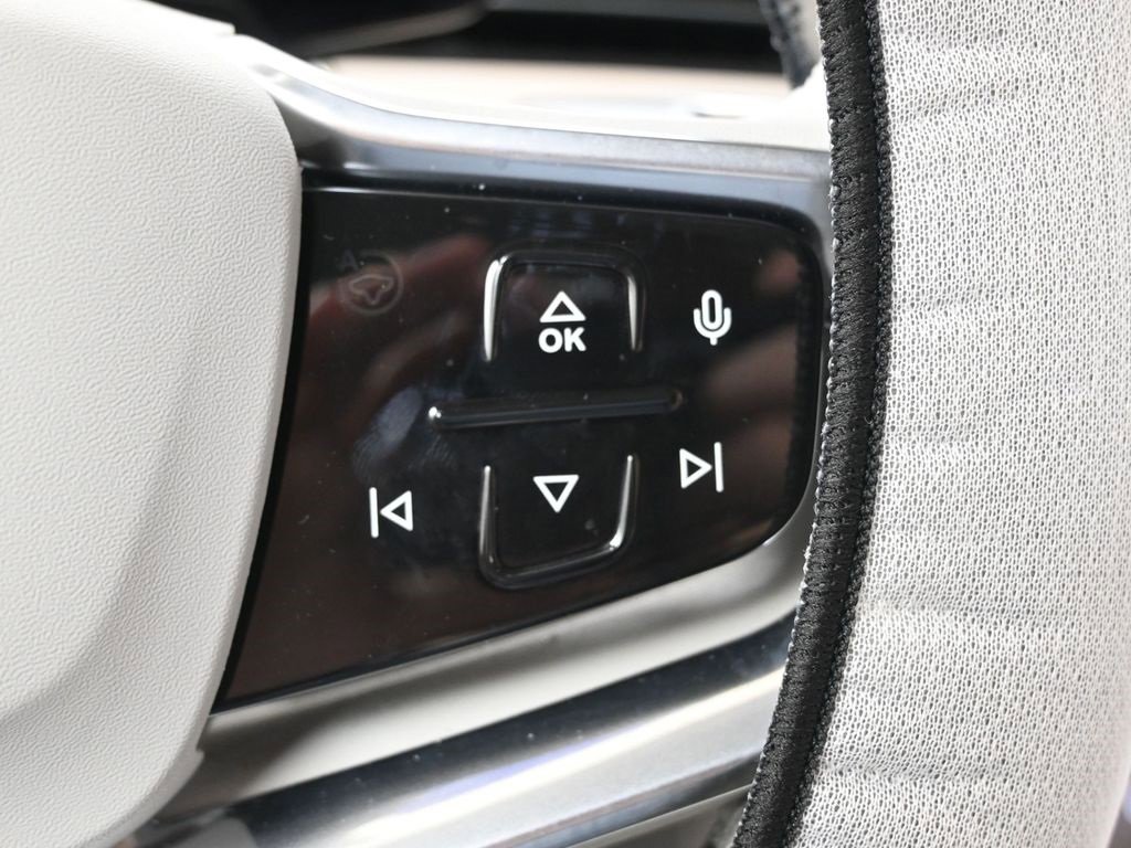 New 2025 Volvo EX90 Ultra image 25