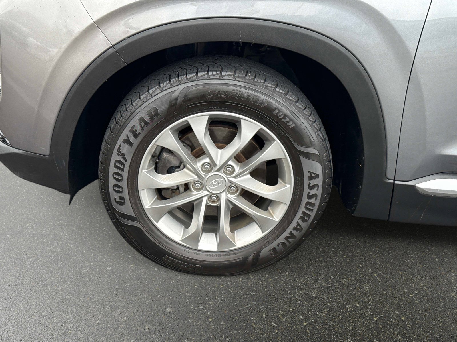 Used 2019 Hyundai Santa Fe SE FWD image 11