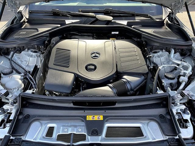 Used 2026 Mercedes-Benz GLC 300 4MATIC image 32