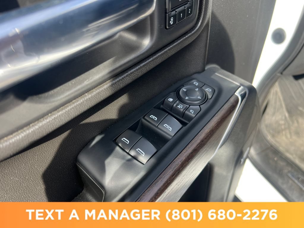 Used 2023 GMC Sierra 3500 Denali w/ Technology Package AWD/4WD image 14