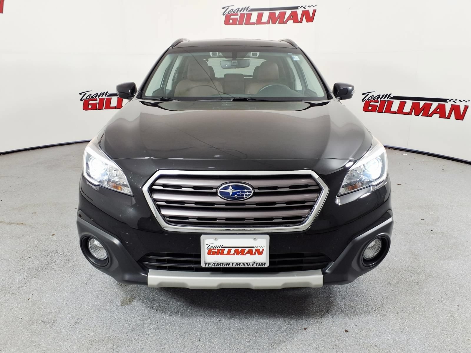 Used 2017 Subaru Outback 2.5i Touring w/ Popular Package #5A AWD/4WD image 8