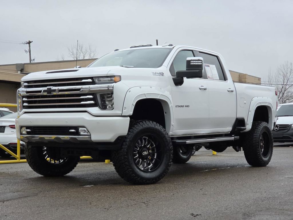 Used 2022 Chevrolet Silverado 2500 High Country image 2