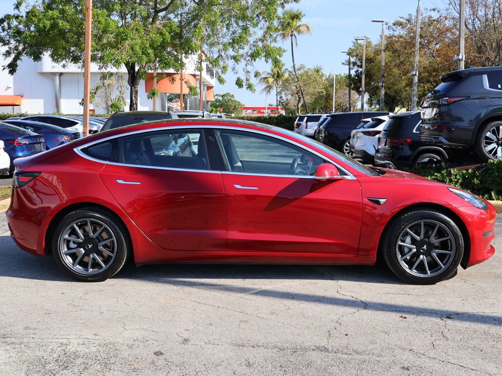 Used 2018 Tesla Model 3 Long Range RWD image 19