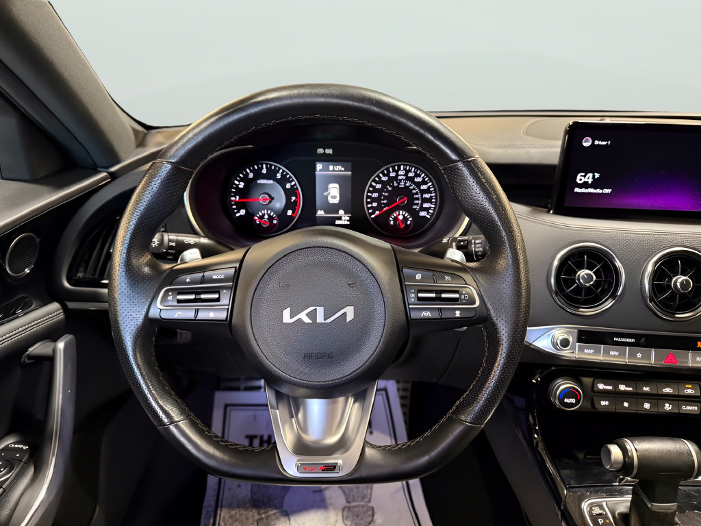 Used 2022 Kia Stinger GT-Line RWD image 12