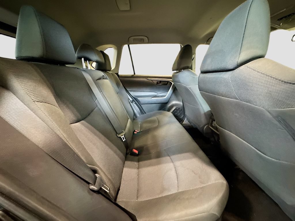 Used 2025 Toyota RAV4 LE AWD/4WD image 26