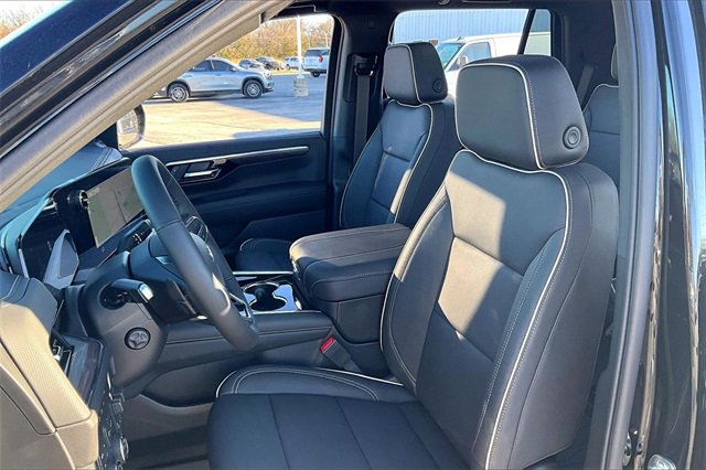 New 2026 Chevrolet Tahoe Premier w/ Sun And Tow Package image 9