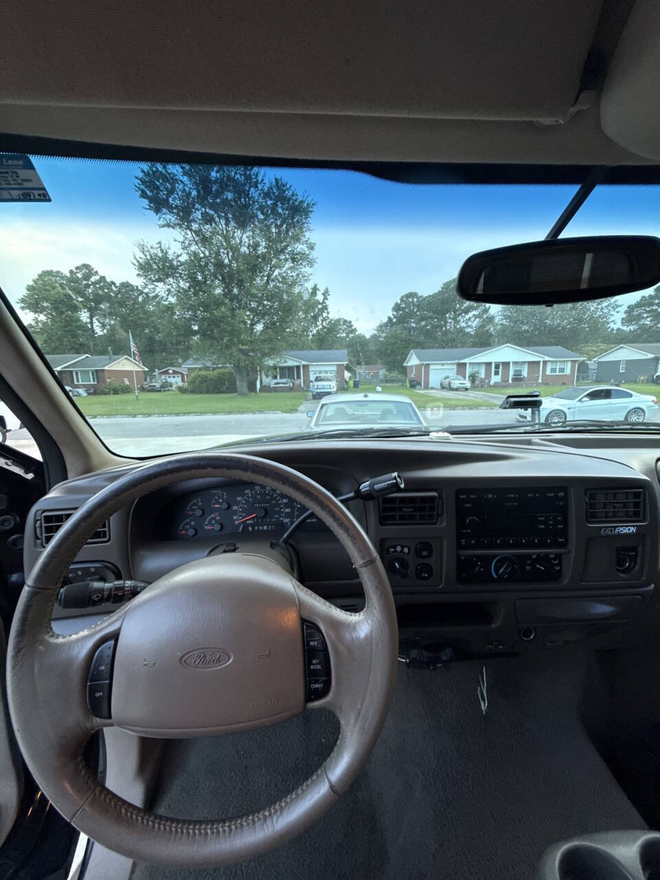 Used 2001 Ford Excursion Limited AWD/4WD image 17