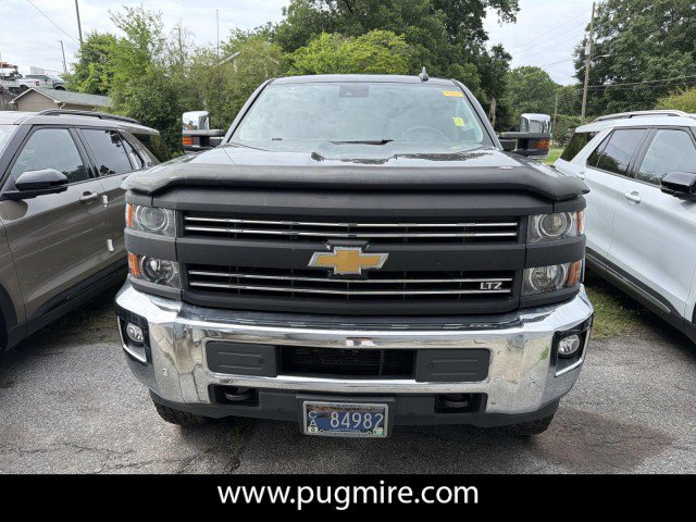 Used 2015 Chevrolet Silverado 2500 LTZ w/ Duramax Plus Package AWD/4WD image 2