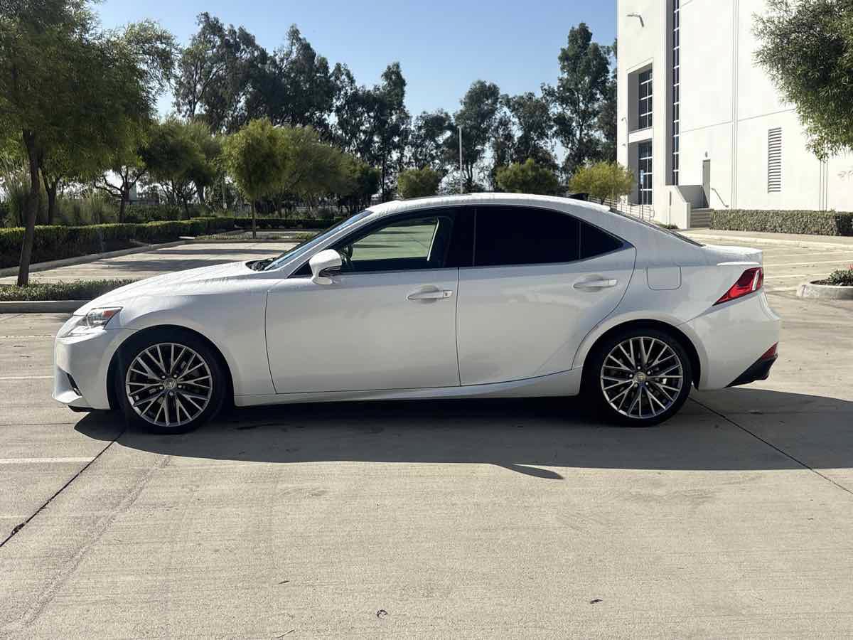 Used 2015 Lexus IS 250 w/ Navigation System Package RWD image 6
