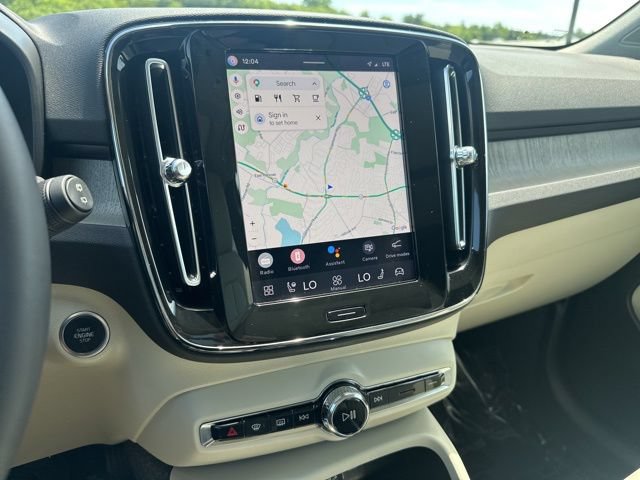 Certified 2023 Volvo XC40 B5 Plus w/ Climate Package AWD/4WD image 20