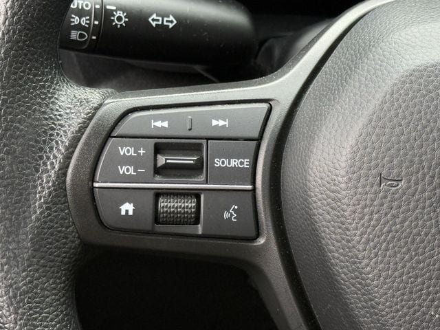 Used 2025 Honda CR-V EX image 13