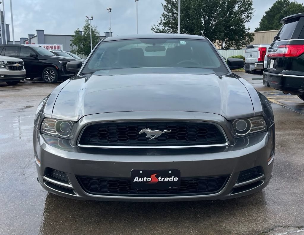 Used 2014 Ford Mustang Coupe RWD image 8