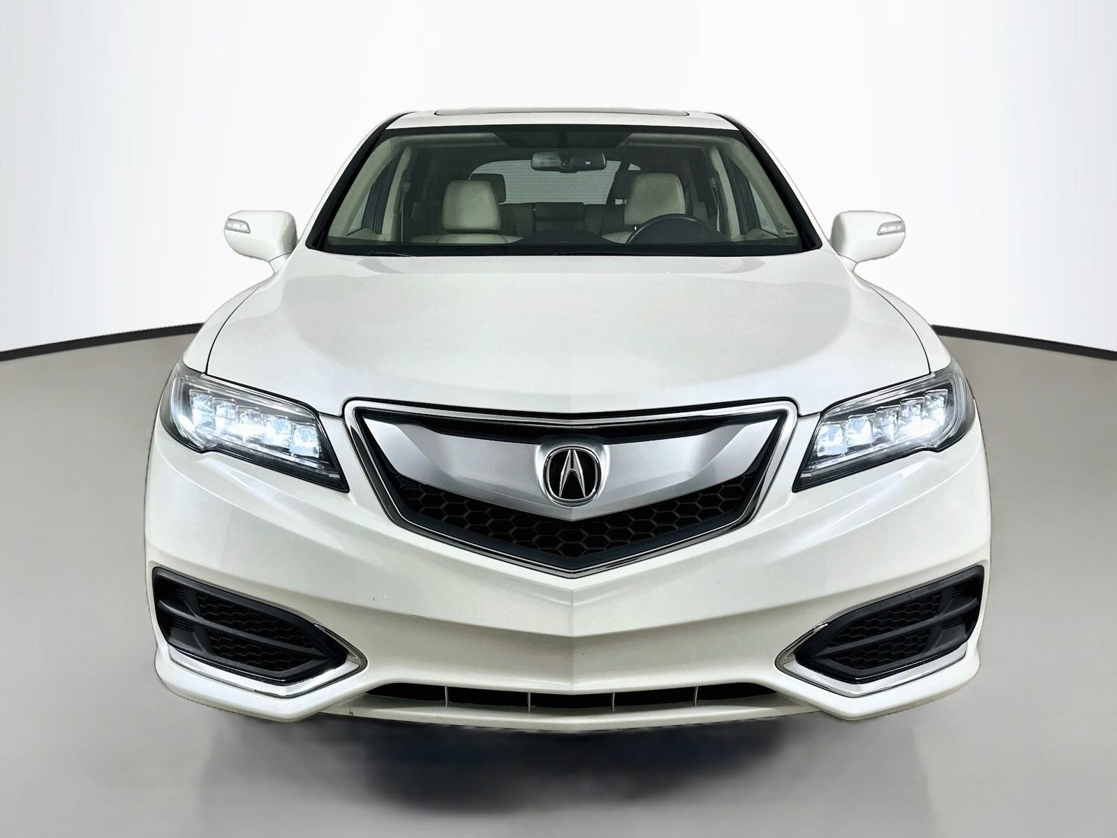 Used 2017 Acura RDX FWD image 2