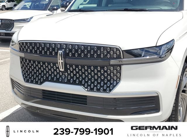 New 2026 Lincoln Navigator L Premier AWD/4WD image 13