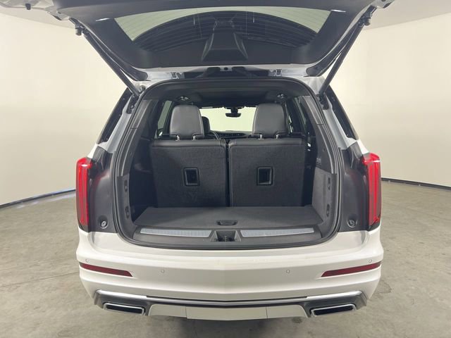 Used 2025 Cadillac XT6 Premium Luxury w/ Technology Package image 27