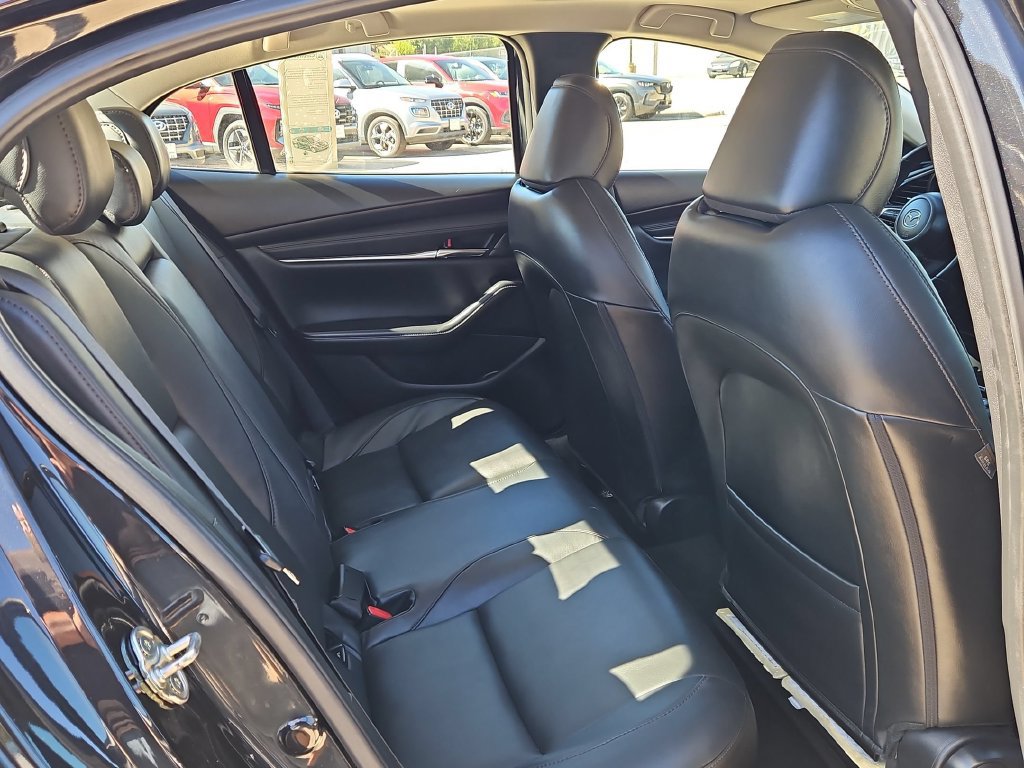 Used 2025 MAZDA MAZDA3 s FWD image 30