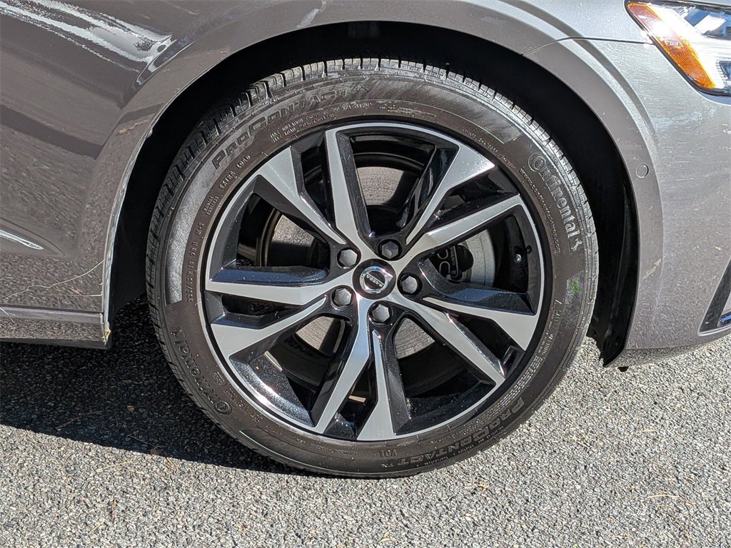 Certified 2023 Volvo S60 B5 Plus image 12