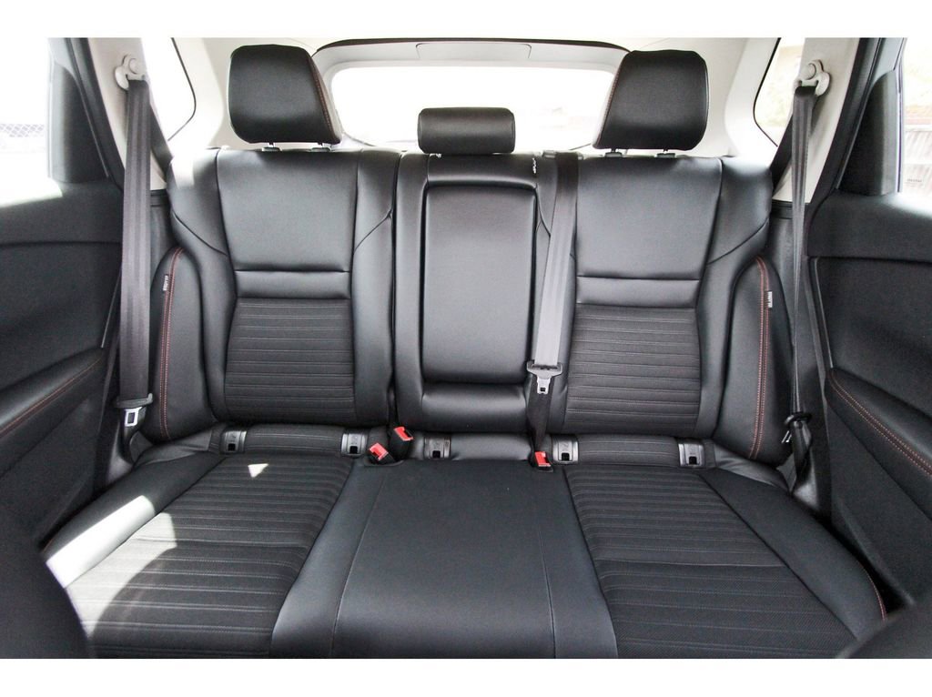 Used 2025 Nissan Rogue SV image 16