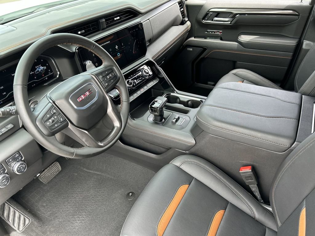 Used 2025 GMC Sierra 1500 AT4 w/ AT4 Premium Package AWD/4WD image 10