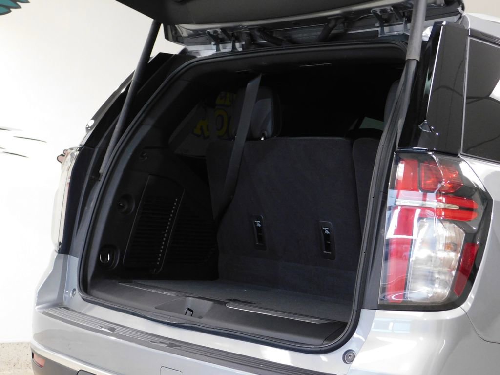 Used 2024 Chevrolet Tahoe Premier w/ Premium Package AWD/4WD image 89