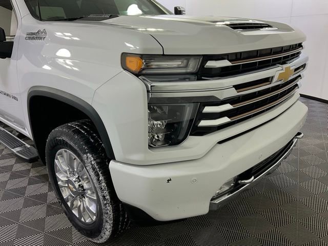 Used 2022 Chevrolet Silverado 2500 High Country image 10