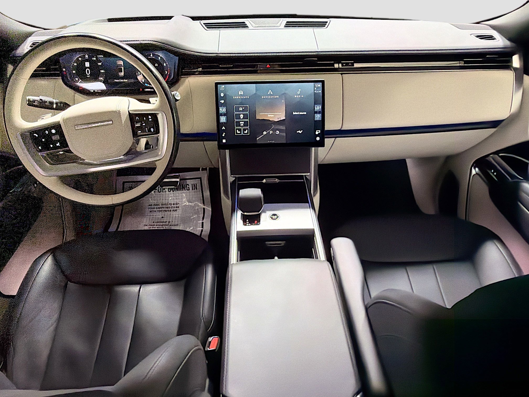 Used 2024 Land Rover Range Rover Autobiography image 13