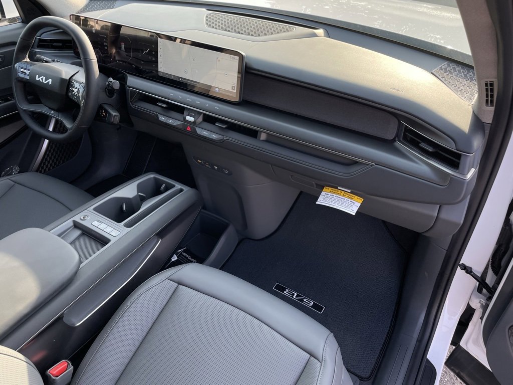 New 2026 Kia EV9 Light image 32