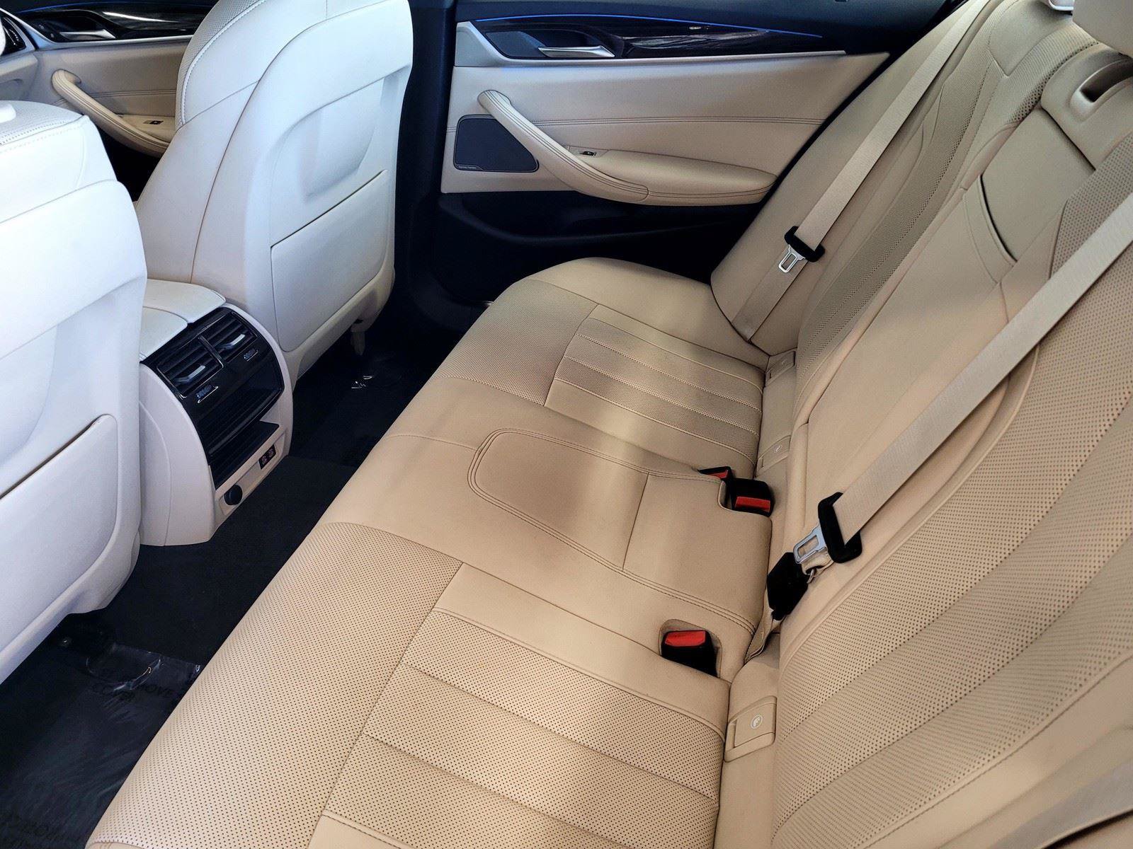 Certified 2023 BMW 530e xDrive w/ Premium Package AWD/4WD image 18