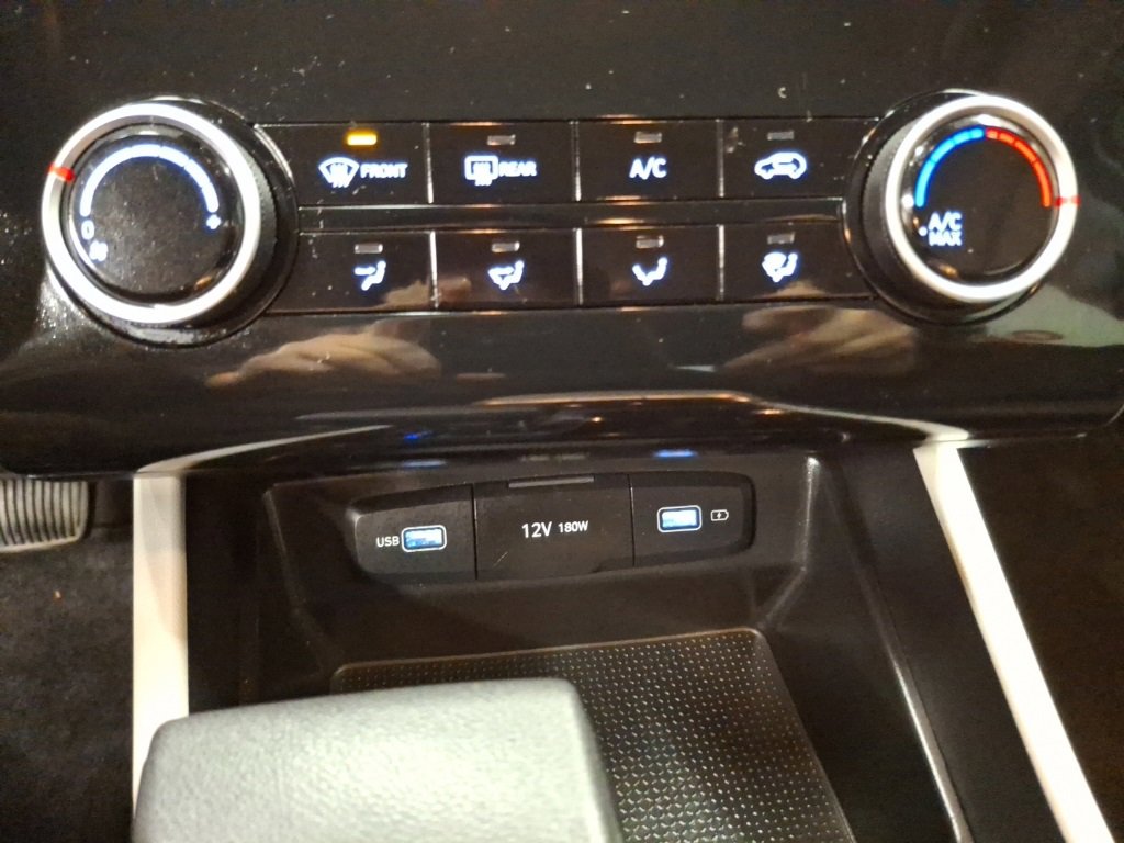 Used 2023 Hyundai Tucson SE image 22