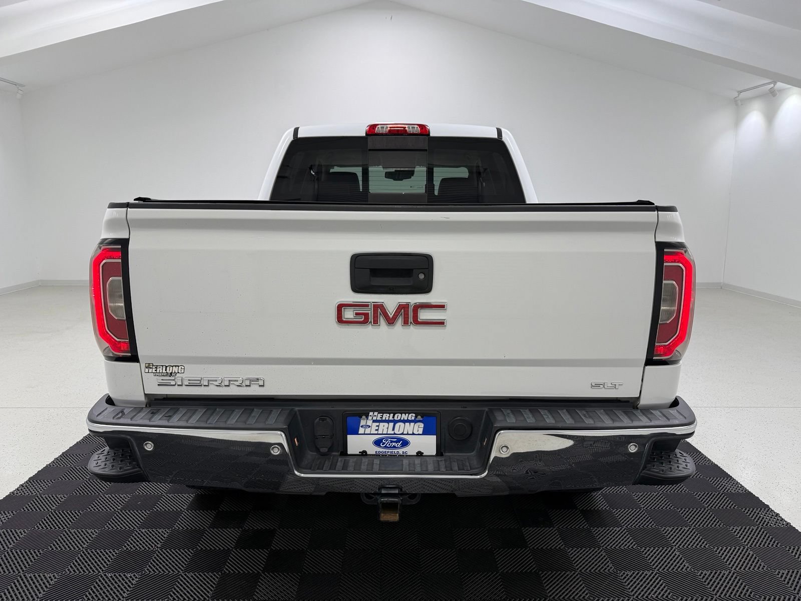 Used 2018 GMC Sierra 1500 SLT AWD/4WD image 6