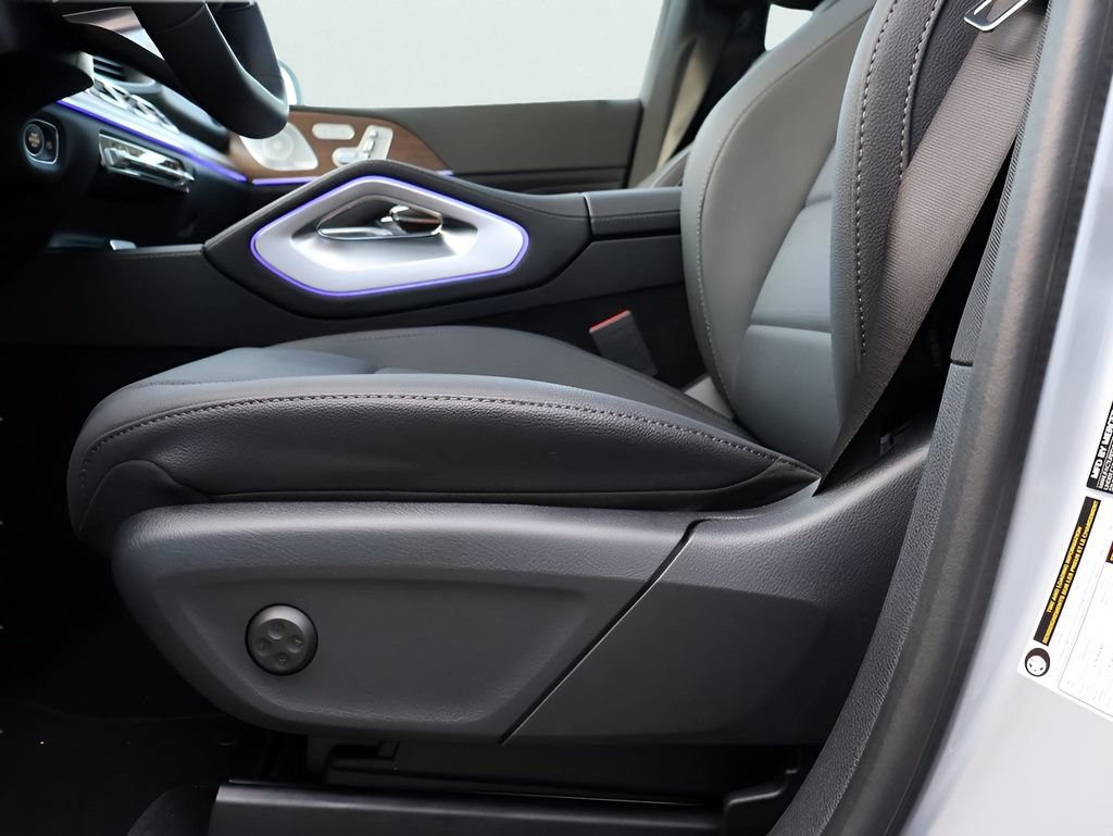 New 2025 Mercedes-Benz GLS 450 4MATIC image 39