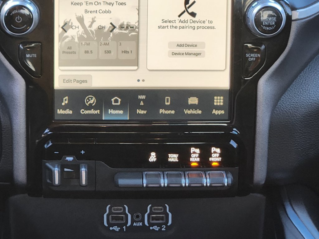 Used 2023 RAM 1500 Laramie AWD/4WD image 21