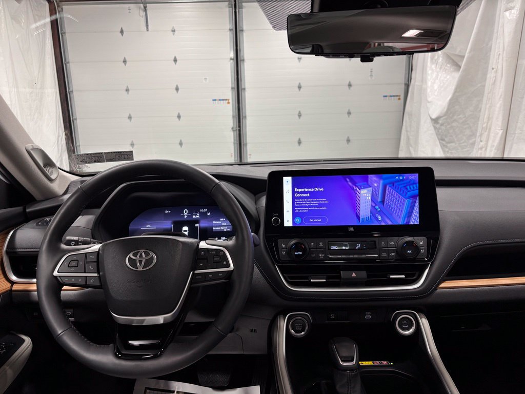 Used 2026 Toyota Grand Highlander AWD image 16