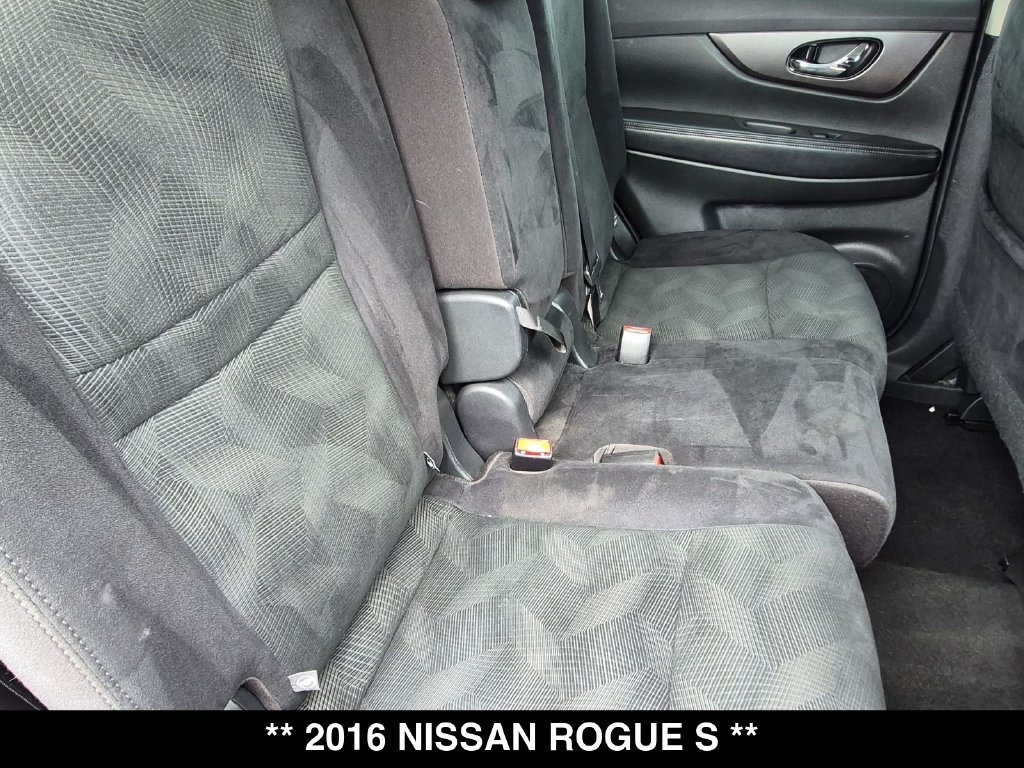 Used 2016 Nissan Rogue S w/ S Family Package FWD image 25