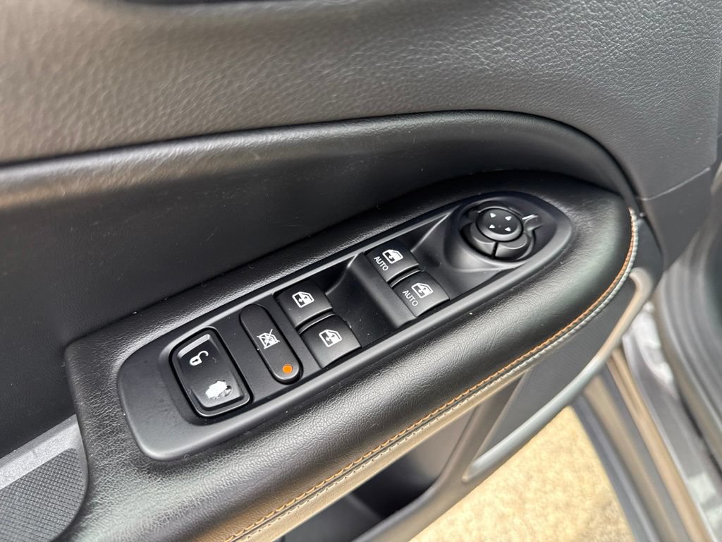 Used 2021 Jeep Compass Latitude AWD/4WD image 18