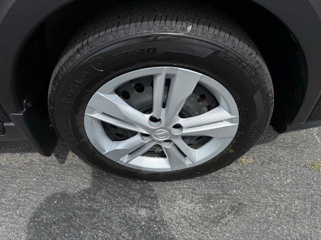 Certified 2025 Nissan Kicks Play S image 8