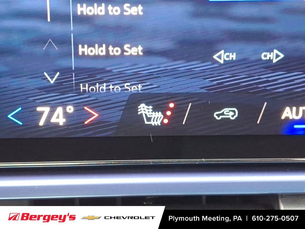 New 2026 Chevrolet Equinox EV LT AWD/4WD image 14