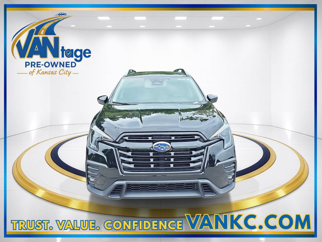 Used 2026 Subaru Ascent Premium AWD/4WD image 2