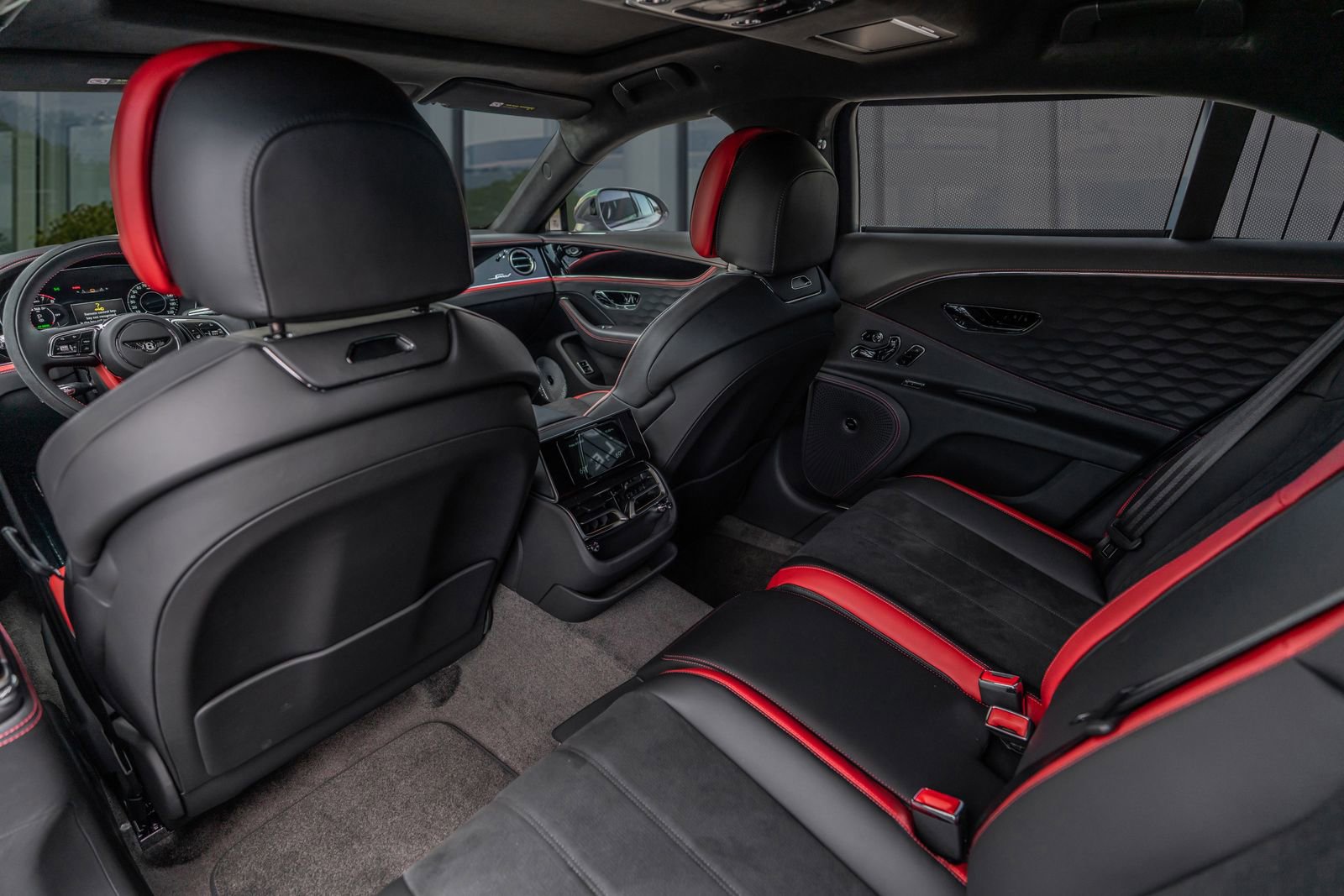 New 2025 Bentley Flying Spur Plug-In Hybrid image 55