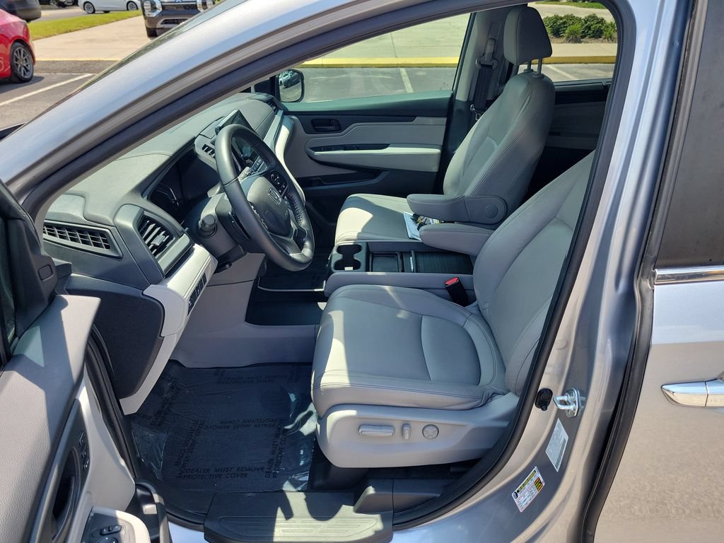 Used 2023 Honda Odyssey EX-L image 16