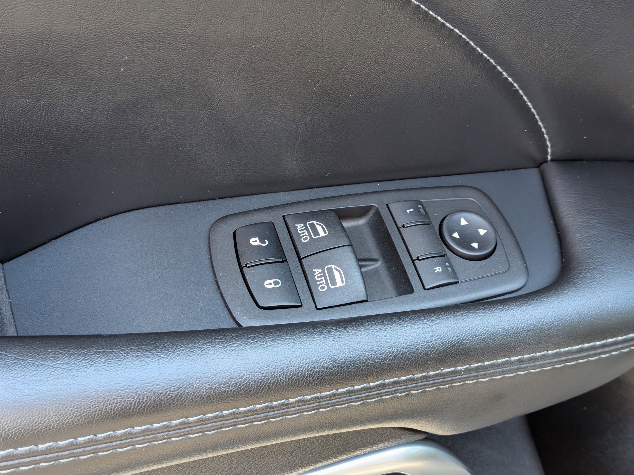 Used 2023 Dodge Challenger R/T w/ Plus Package image 13