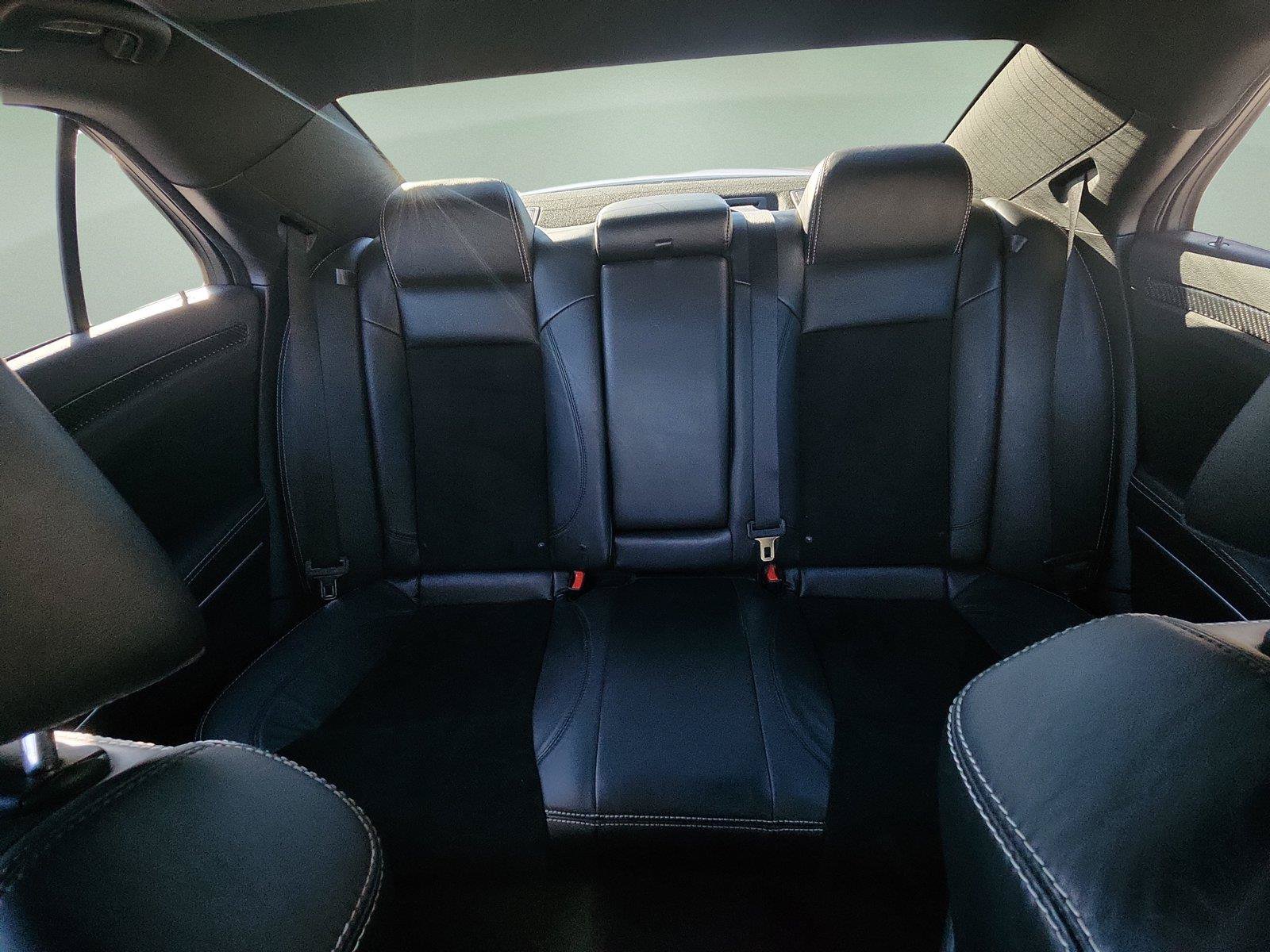 Used 2012 Chrysler 300 SRT8 w/ 19-Premium Speaker Group RWD image 36
