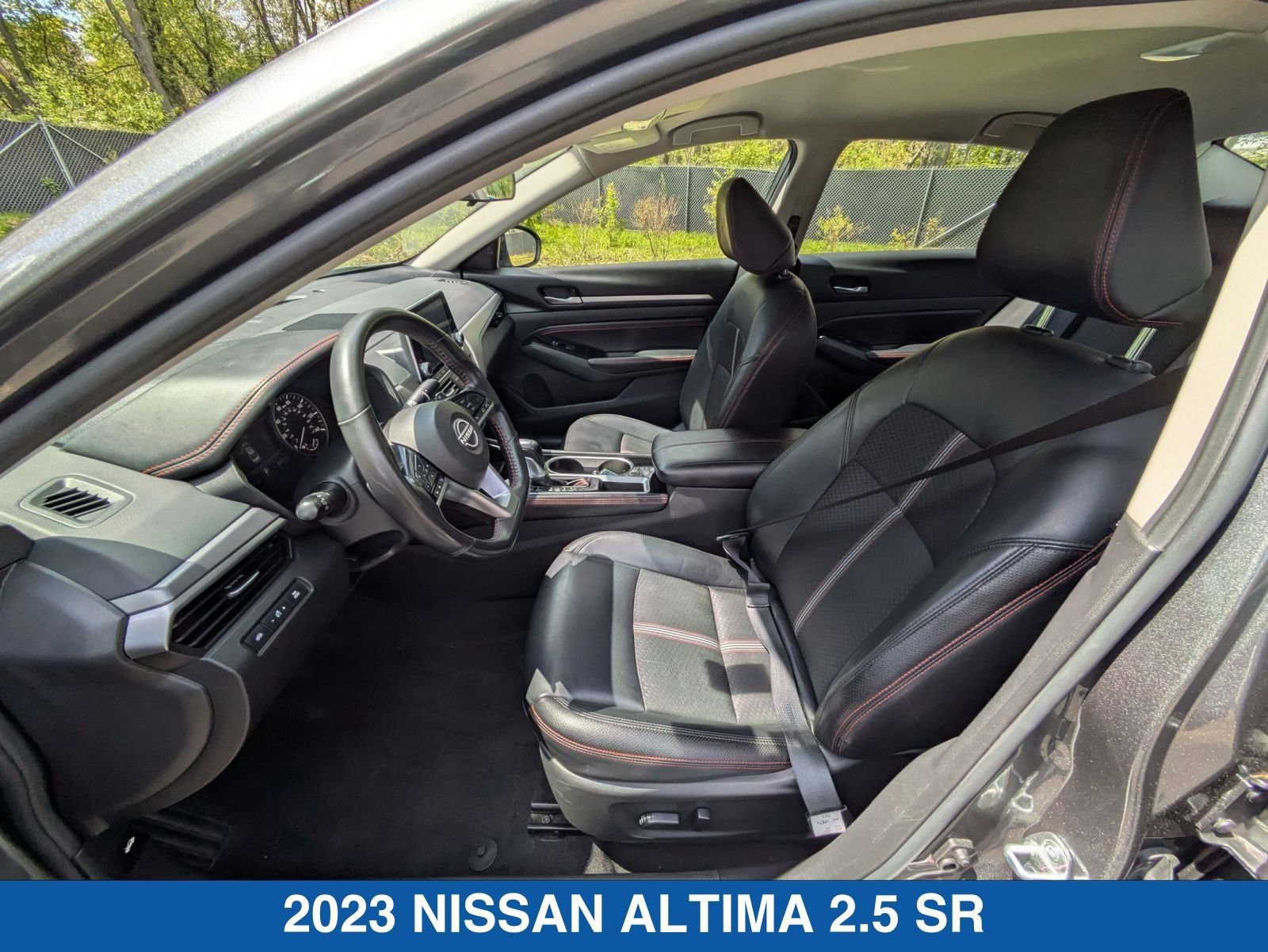 Used 2023 Nissan Altima 2.5 SR FWD image 26