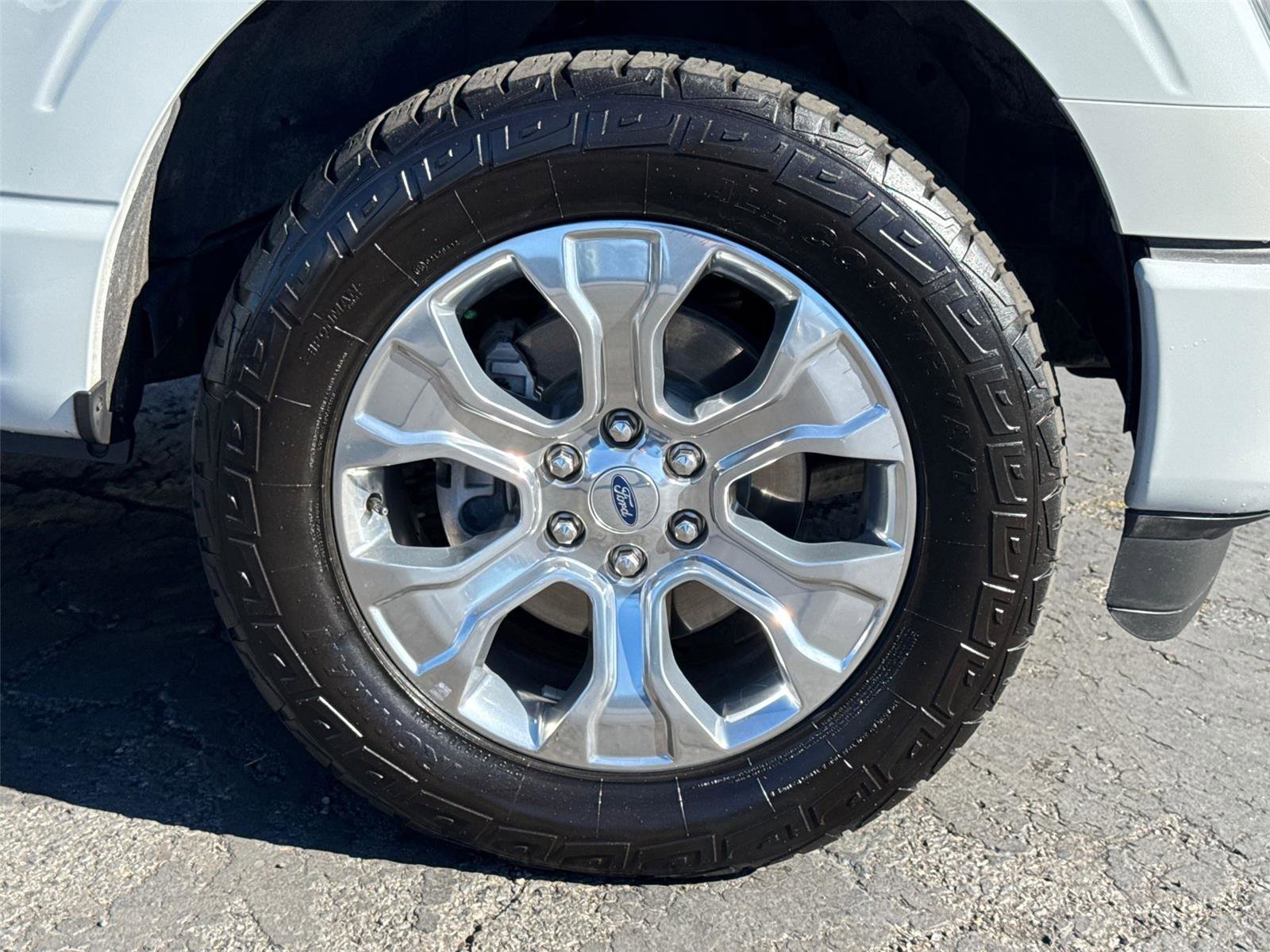 Used 2023 Ford F150 Platinum image 6