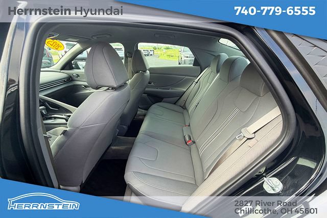 Certified 2025 Hyundai Elantra Sport FWD image 15