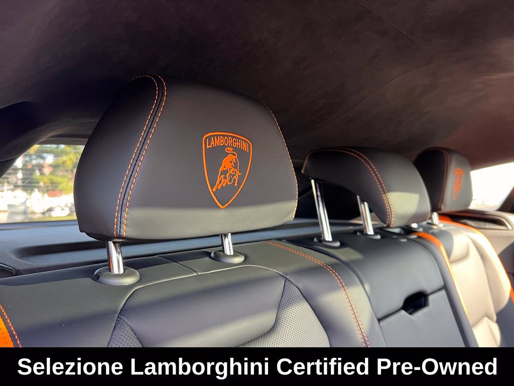 Used 2025 Lamborghini Urus SE AWD/4WD image 46