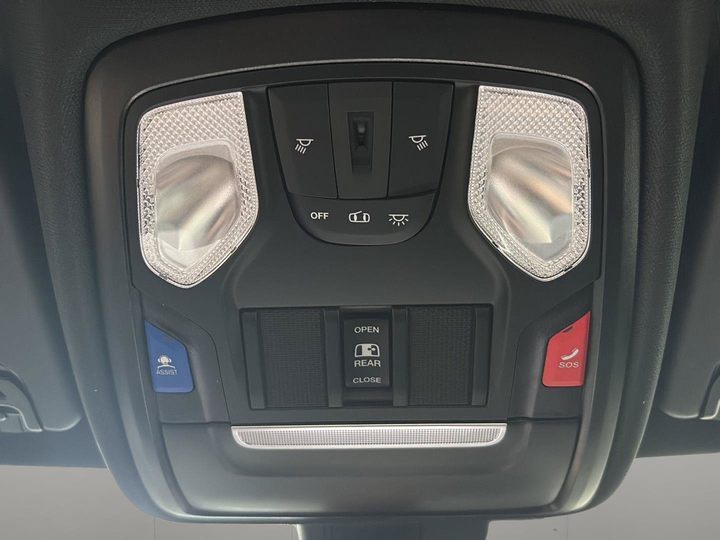 New 2026 RAM 1500 Express AWD/4WD image 21